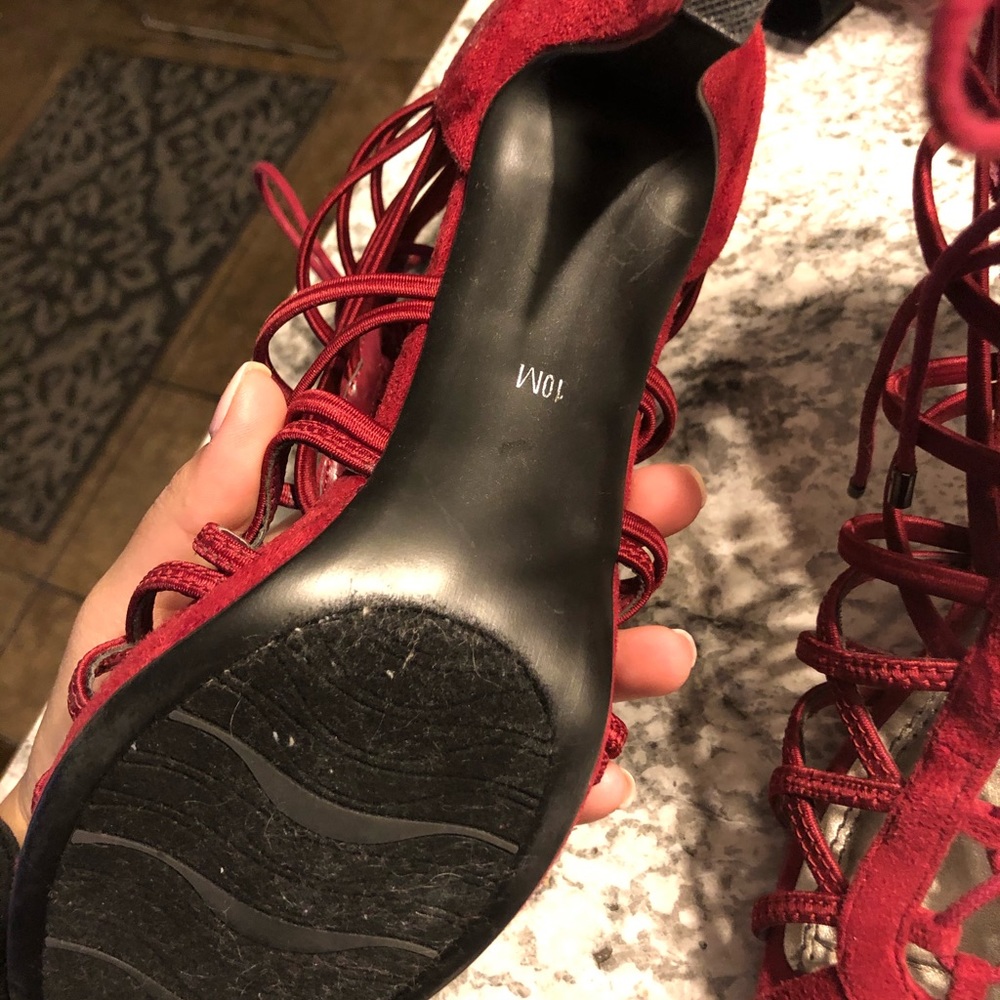 Raspberry color heels. Size 10